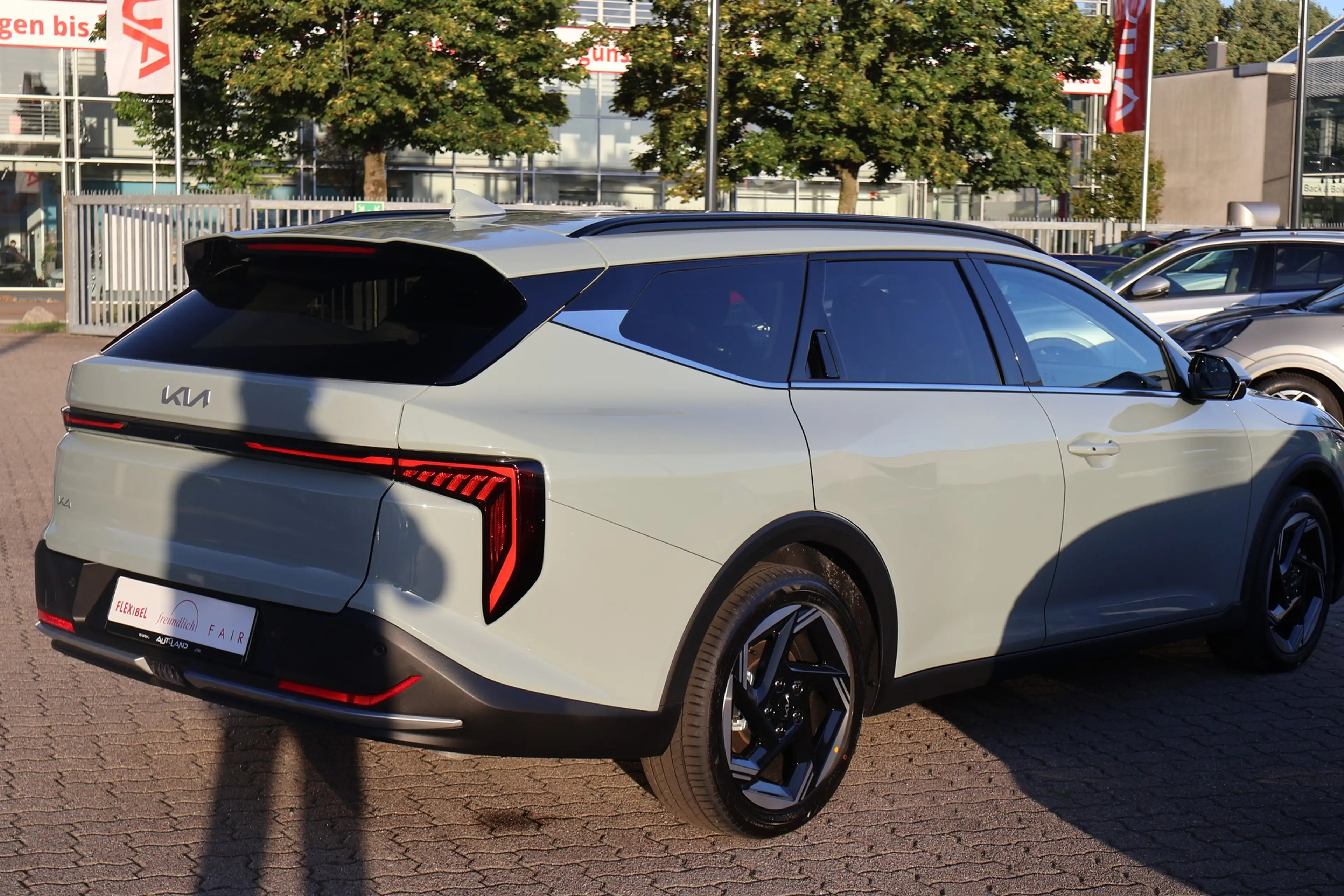 Kia Ceed SW / cee'd SW K4 Sportswagon 1.6 T-GDI Aut. LED ACC Navi Kamera — photo 6