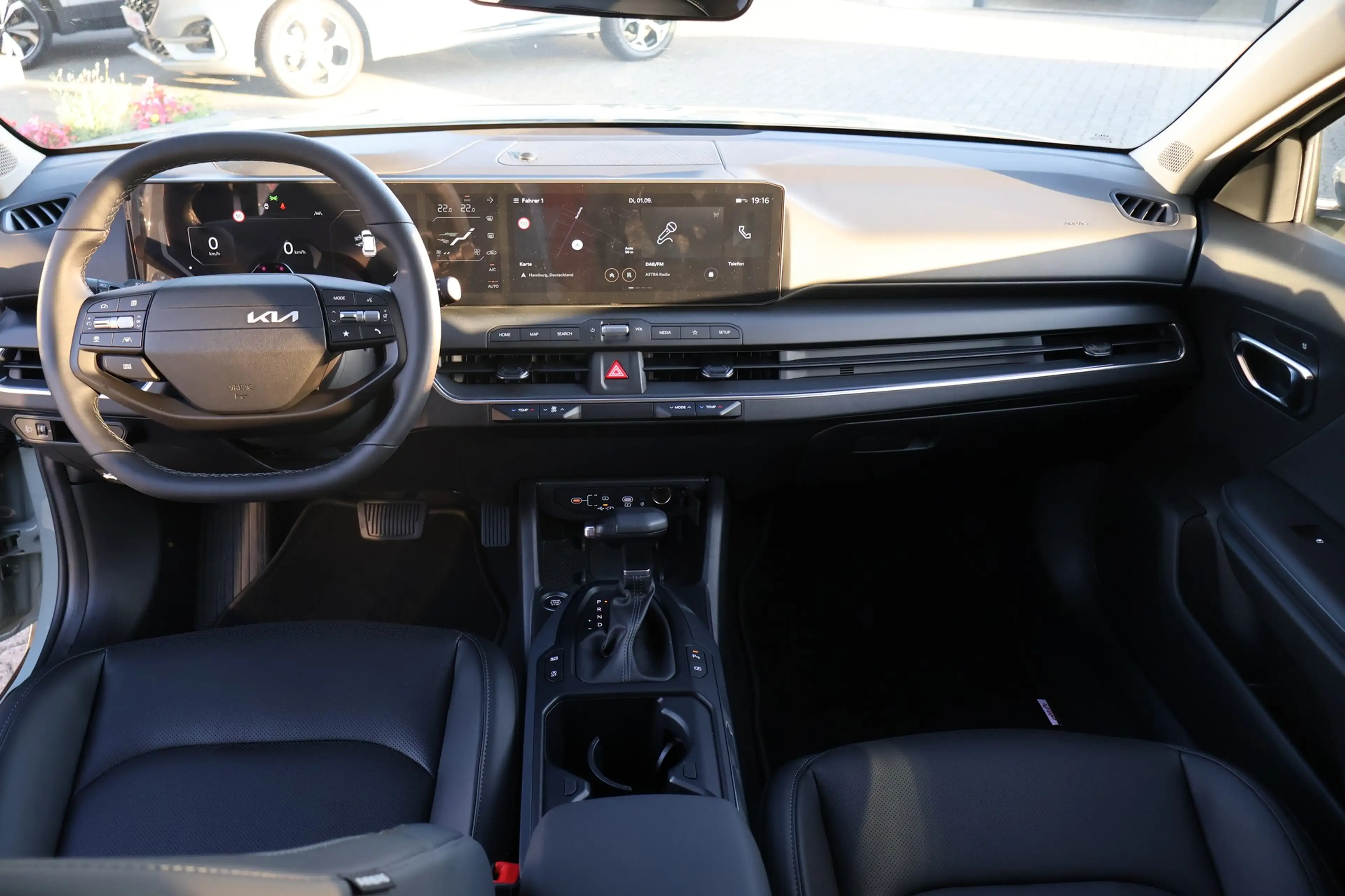Kia Ceed SW / cee'd SW K4 Sportswagon 1.6 T-GDI Aut. LED ACC Navi Kamera — photo 11