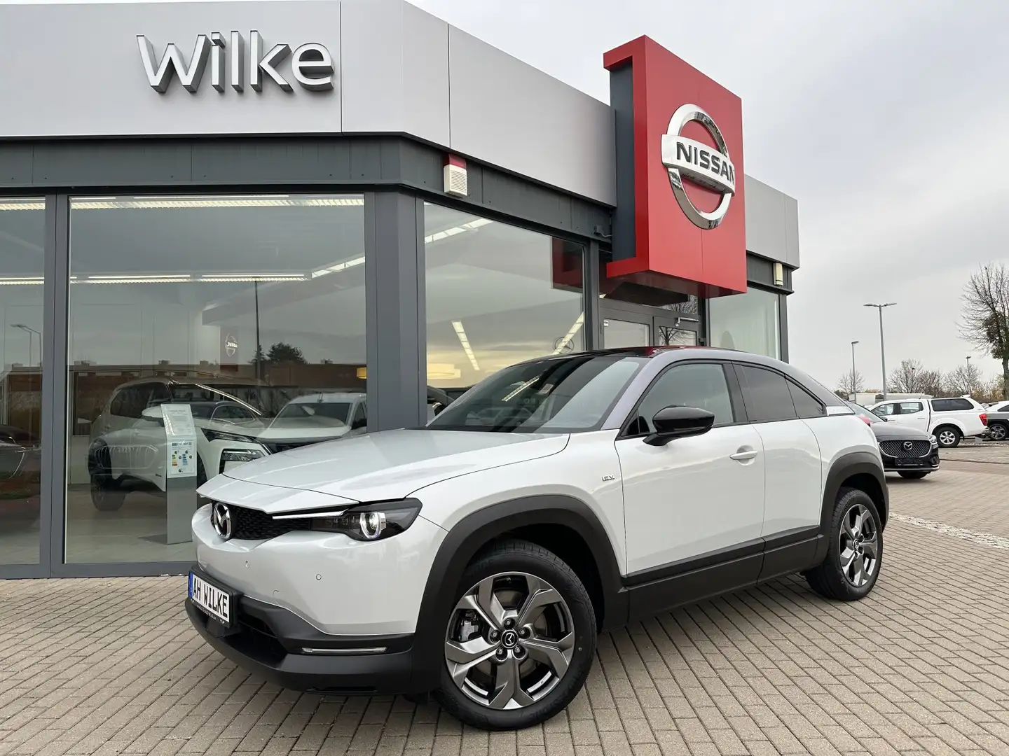 Mazda MX-30 E-SKYACTIV EV ADVANTAGE IV / Kamera /Abst-Tempomat Weiß - 1