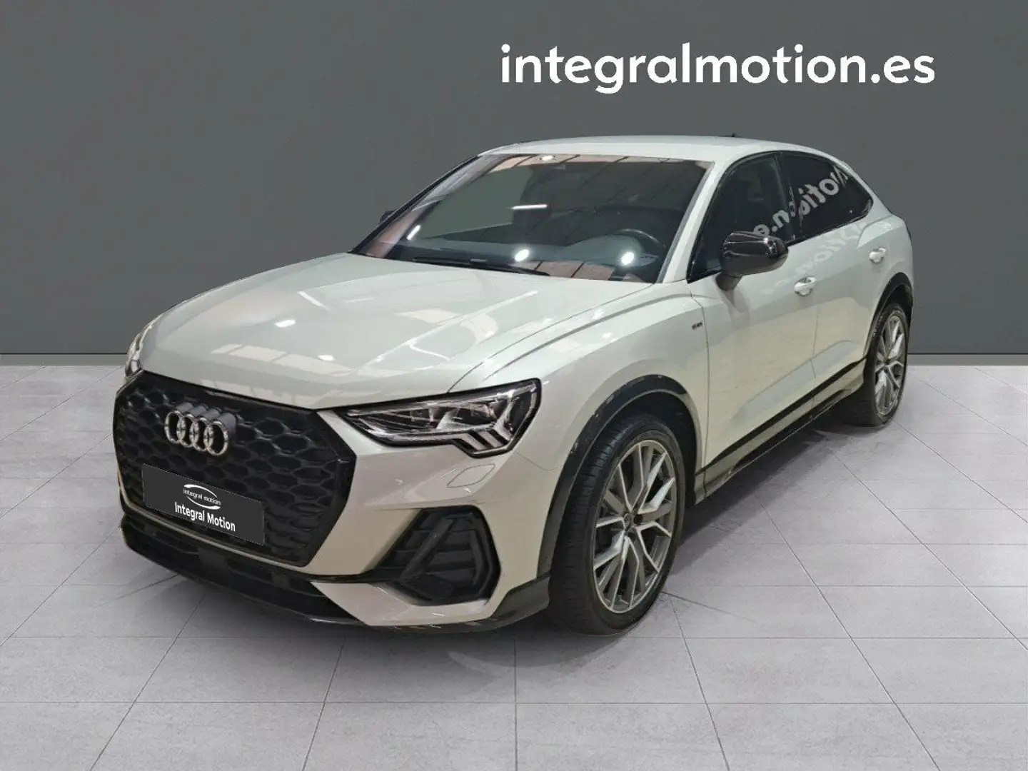 Audi Q3 35 TDI Black line quattro S tronic 110kW Gris - 1