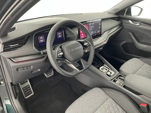 Skoda Octavia view 8