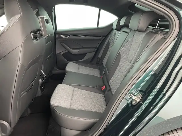 Skoda Octavia view 11