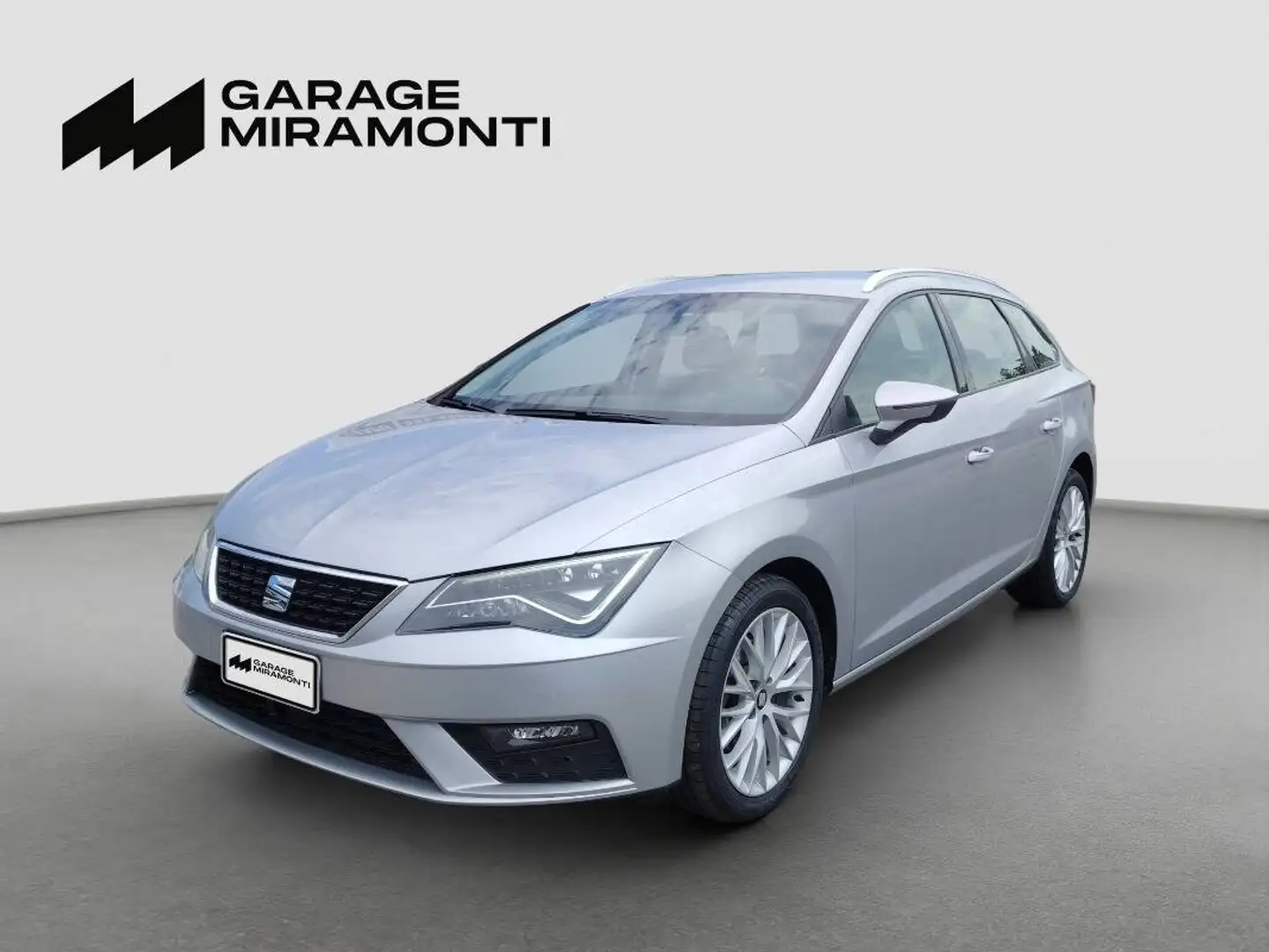 SEAT Leon 1.5 tgi Style 130cv dsg Argento - 1