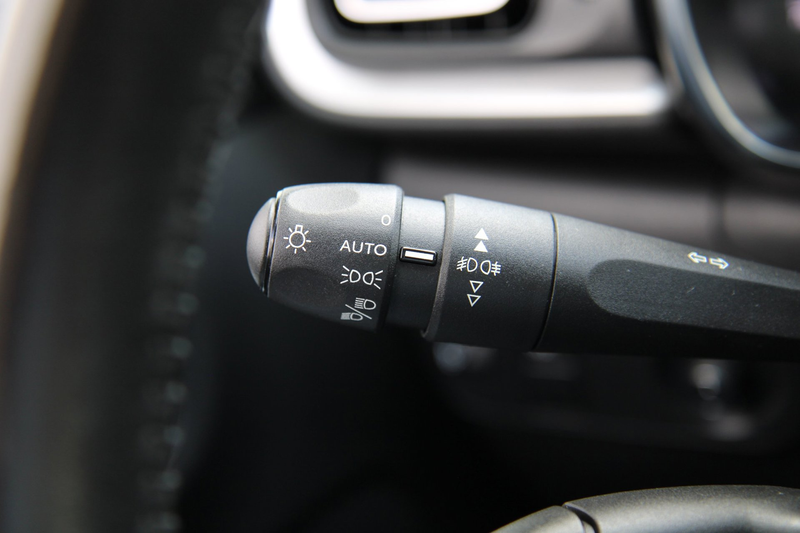 Citroen C3 1.2 PureTech S&S Feel Edition CarPlay Cruise Navi — photo 13
