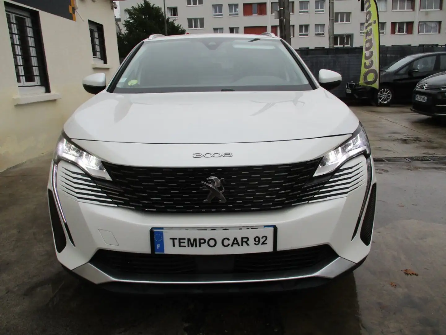 Peugeot 3008 BlueHDi 130ch SetS EAT8 Allure Pack Blanc - 2