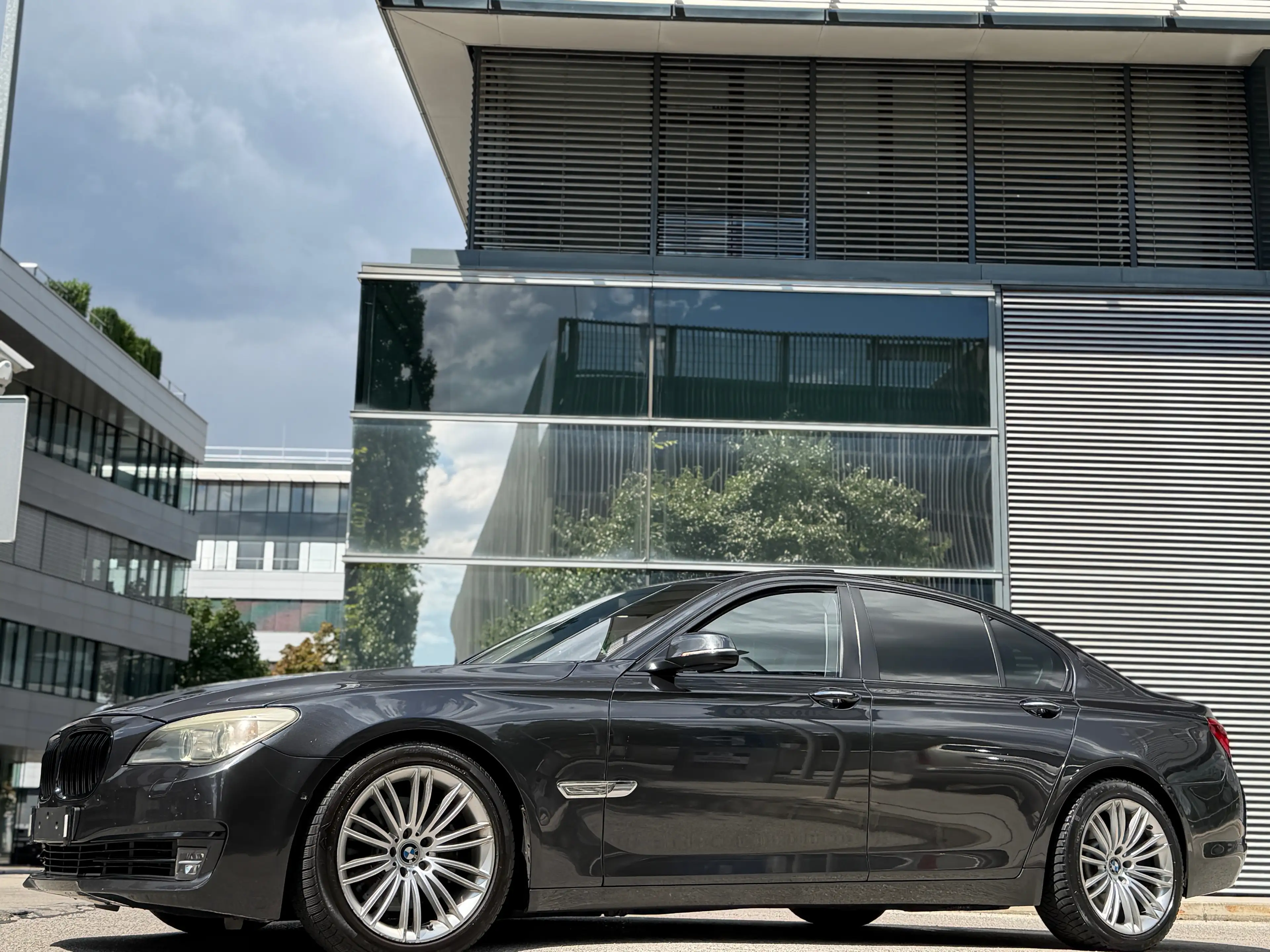 BMW 740 740 d xDrive — photo 5