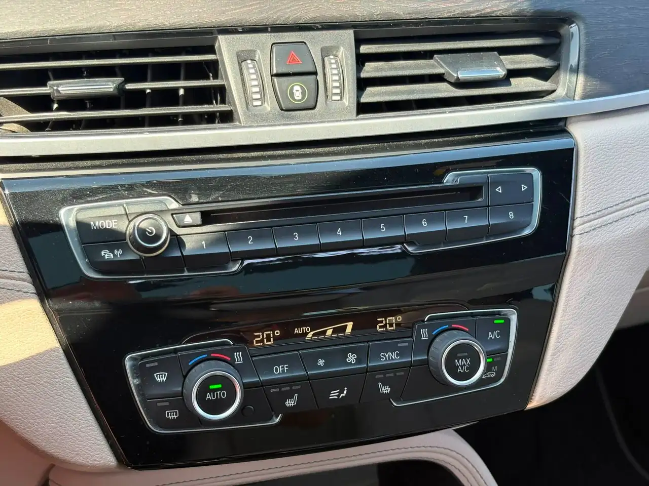 BMW X1 sdrive18d xLine Plus auto, миниатюра 20