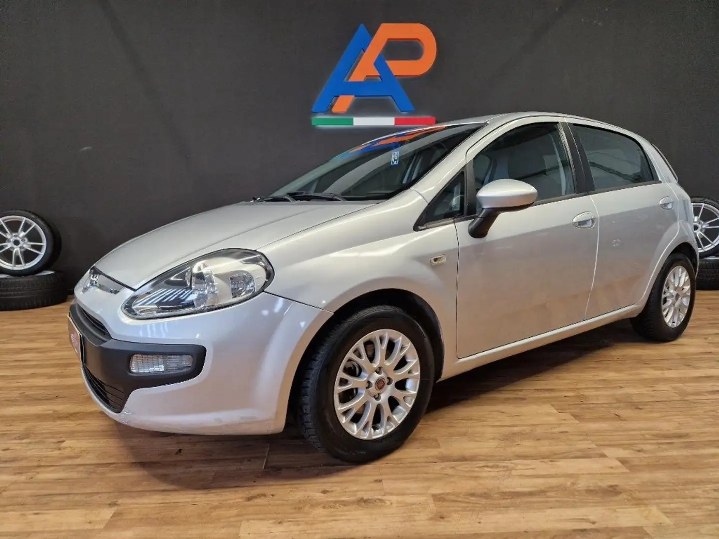 Fiat Punto Evo 1.3 Mjt 75 CV DPF 5 porte S&S 150° Argento - 1
