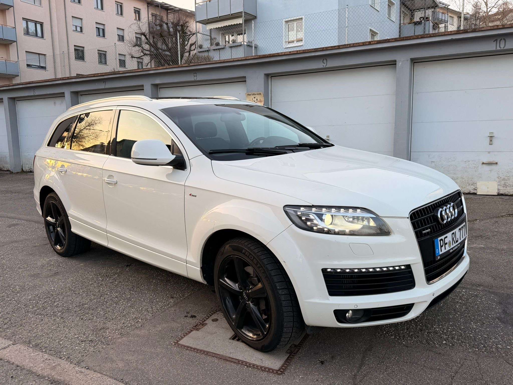 Second hand Audi Q7 3.0