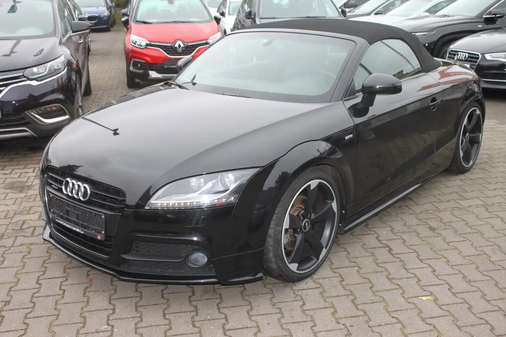 Audi TT Coupe/Roadster 2.0 TFSI quattro S-Line BOSE Schwarz - 1