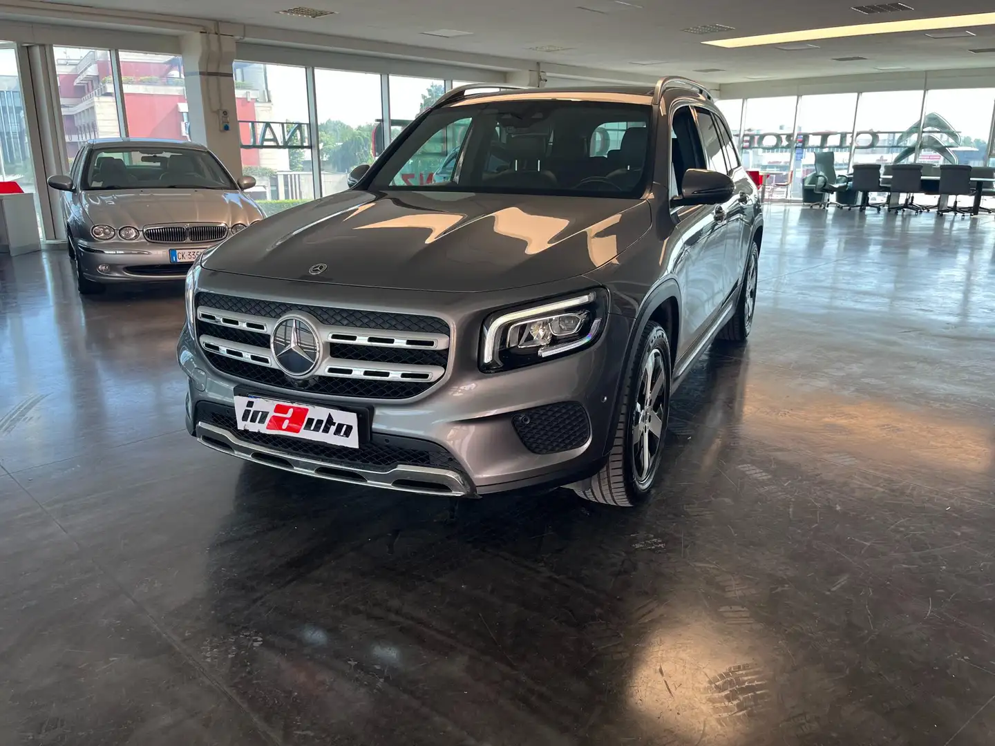 Mercedes-Benz GLB 220 220 d Sport Plus 4matic auto 7p.ti - TETTO - PELLE - 2
