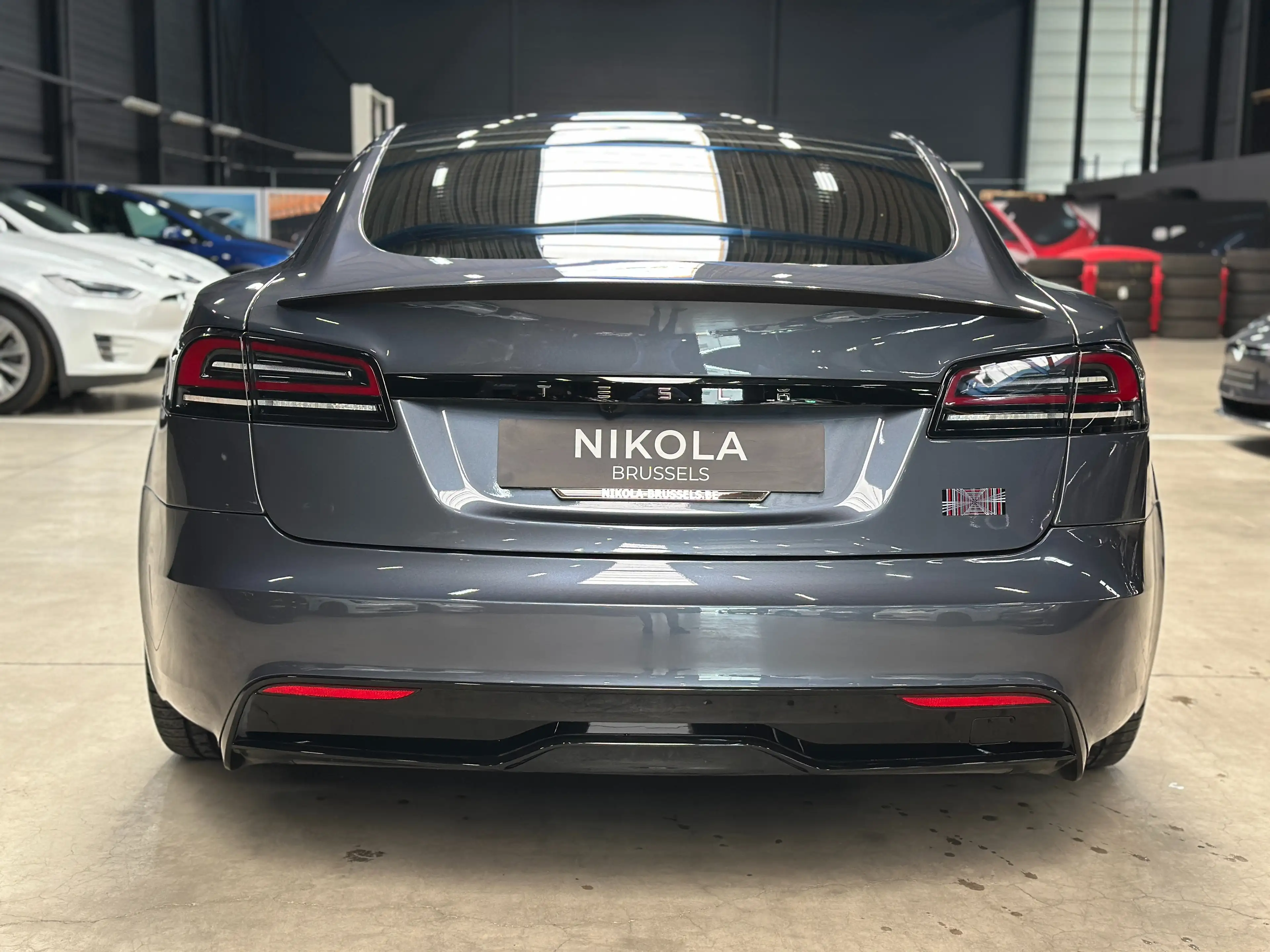 Tesla Model S PLAID - CARBON BRAKES - 21 WHEELS — photo 11