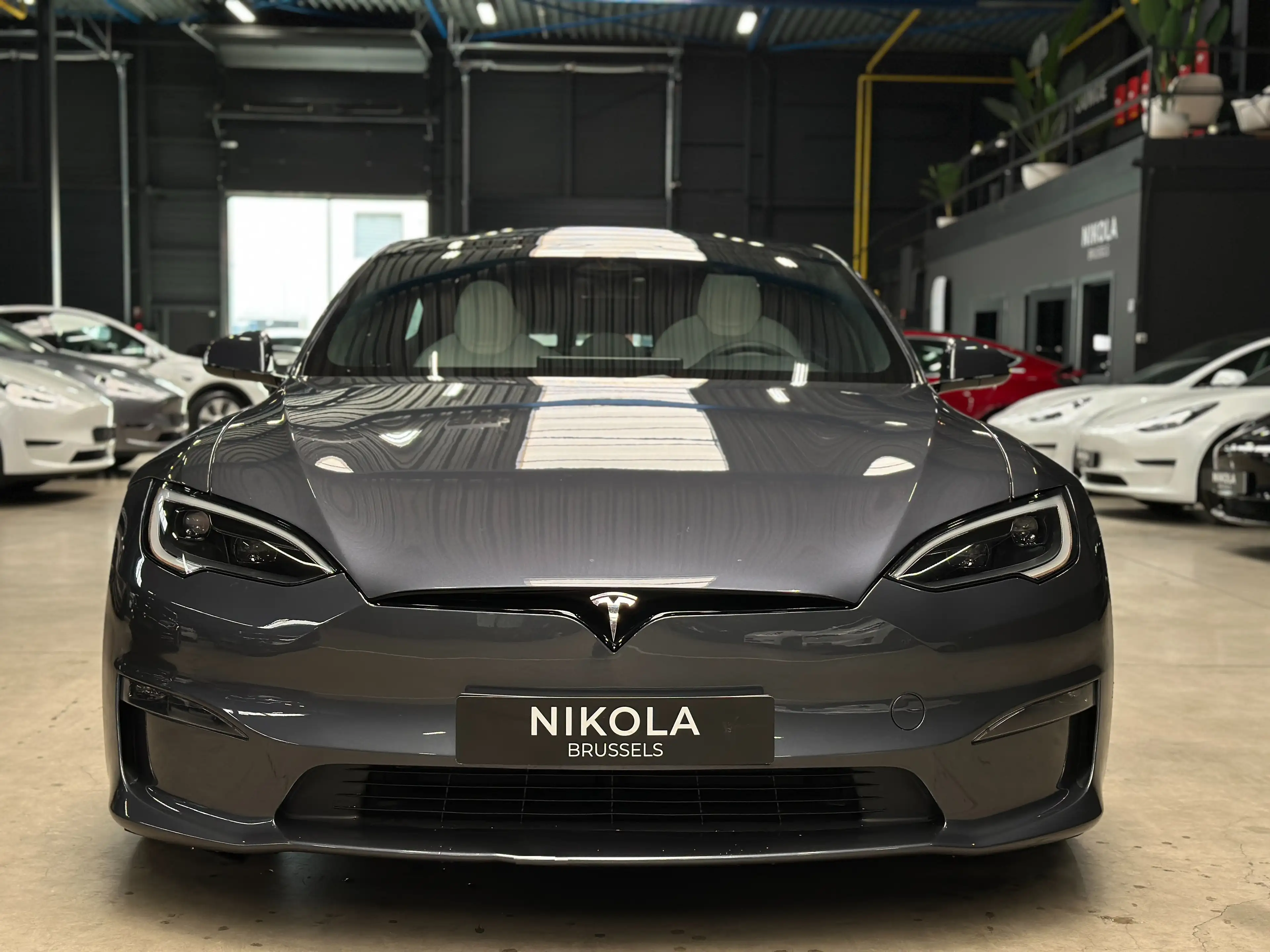 Tesla Model S PLAID - CARBON BRAKES - 21 WHEELS — photo 5