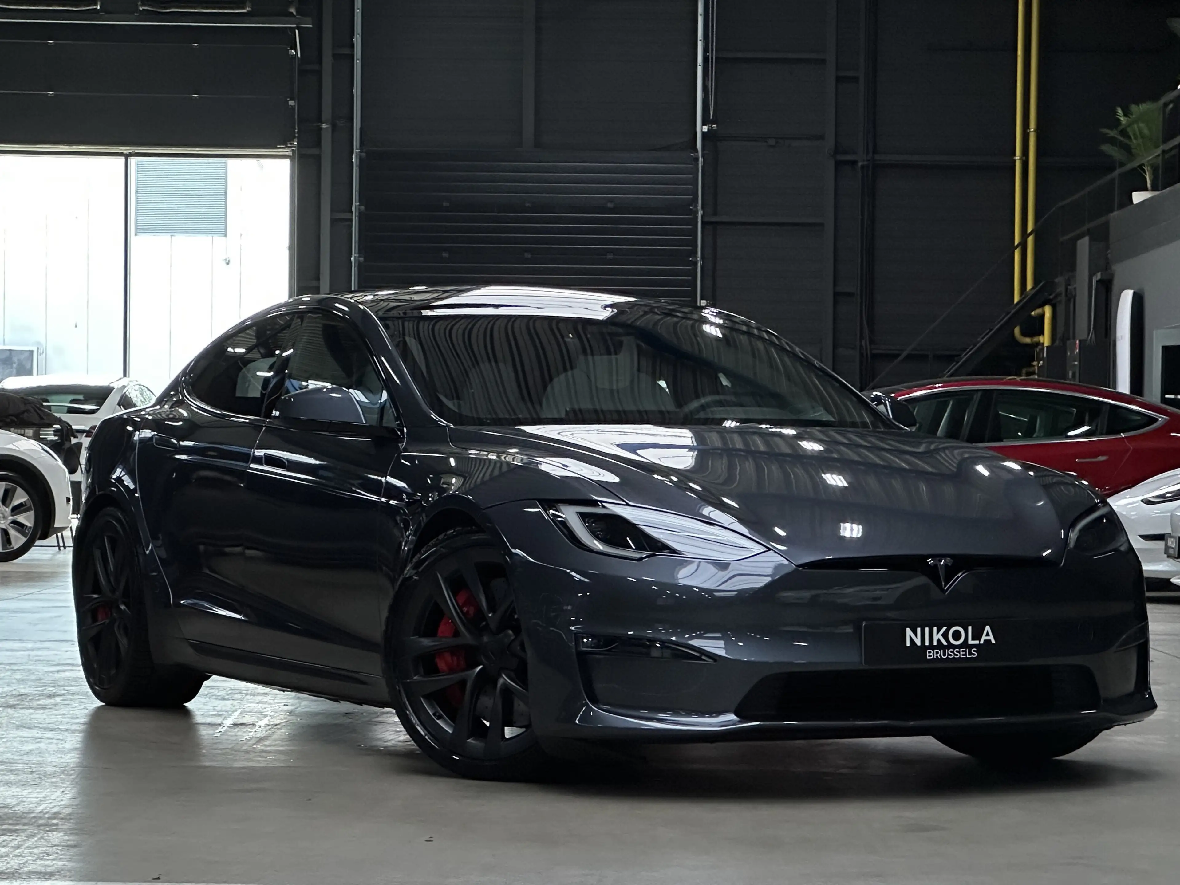 Tesla Model S PLAID - CARBON BRAKES - 21 WHEELS