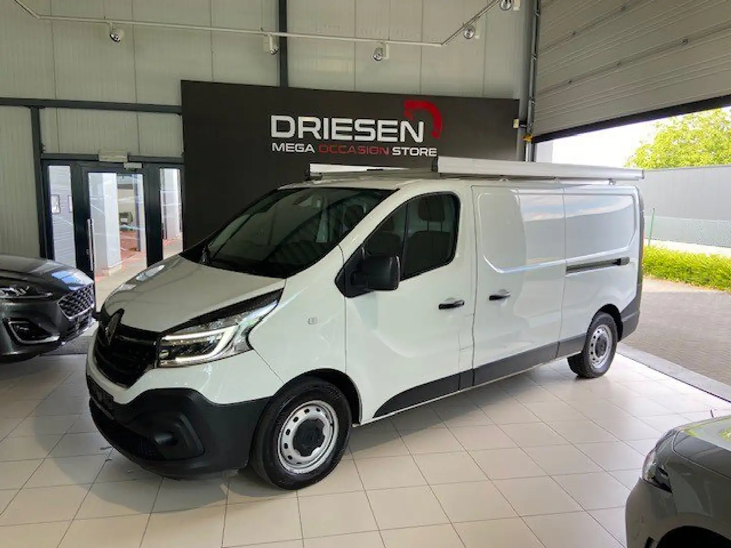 Renault Trafic 2.0TDCI 145PK AUTOMAAT + IMPERIAAL + LADDER - 1