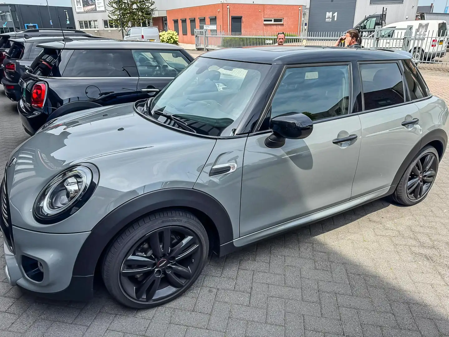 MINI John Cooper Works Mini 1.5 Dalston Edition Jcw Pack aut/Pano/Virtual Grijs - 1