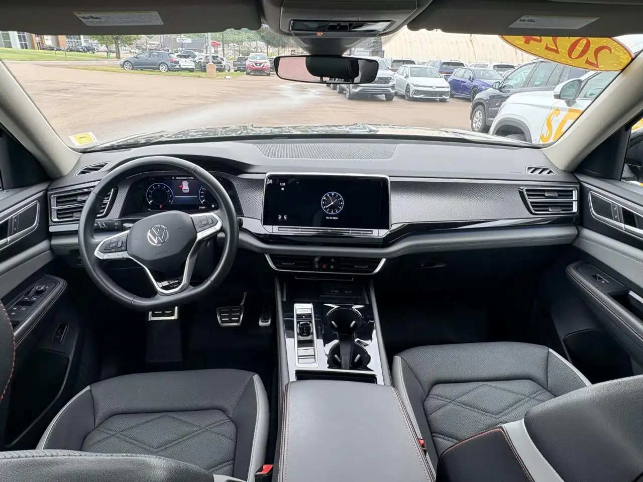 Volkswagen Atlas снимка Volkswagen Atlas