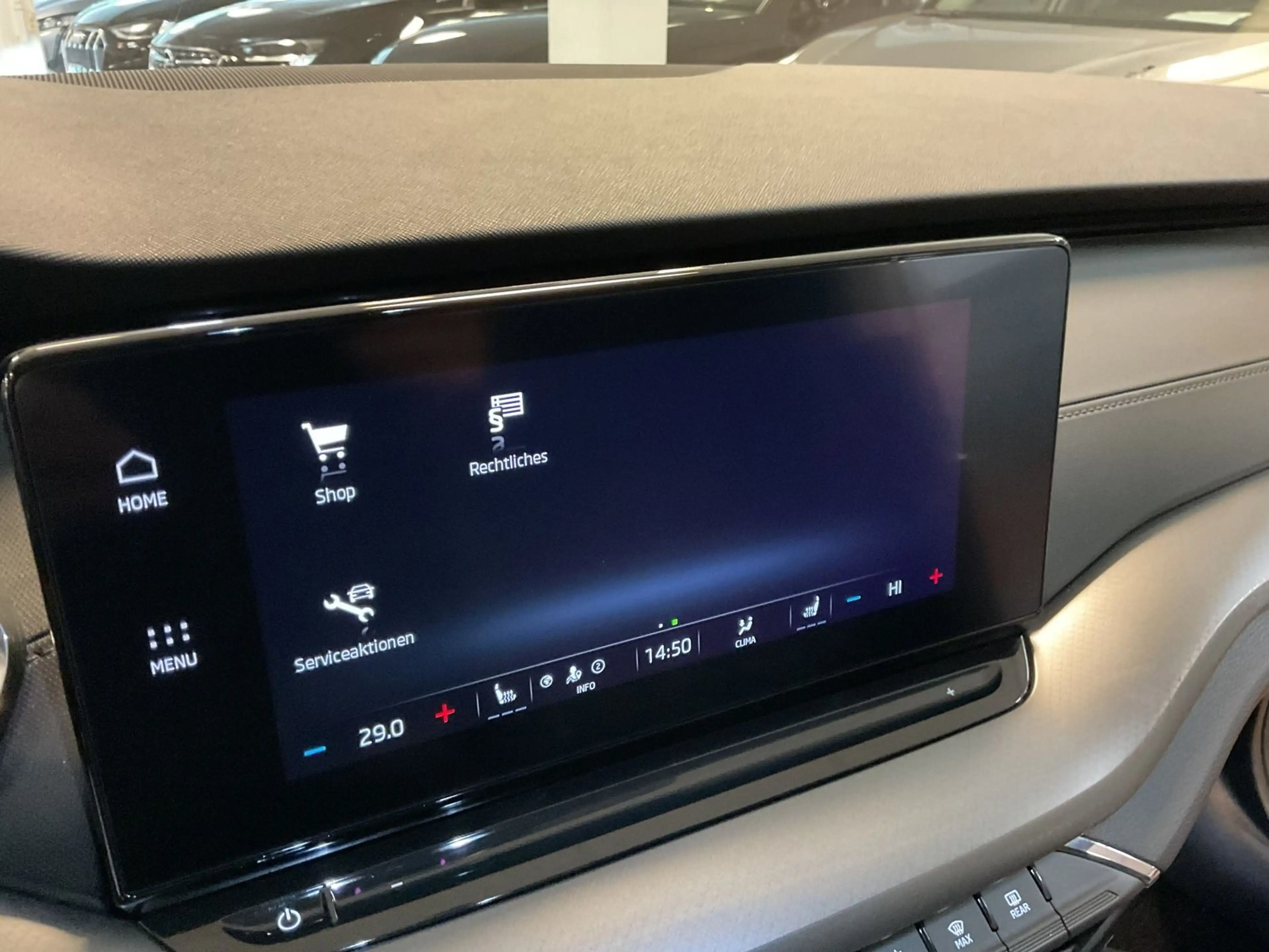 Skoda Octavia Combi 2.0 TDI LED,PDC,Navi — photo 29