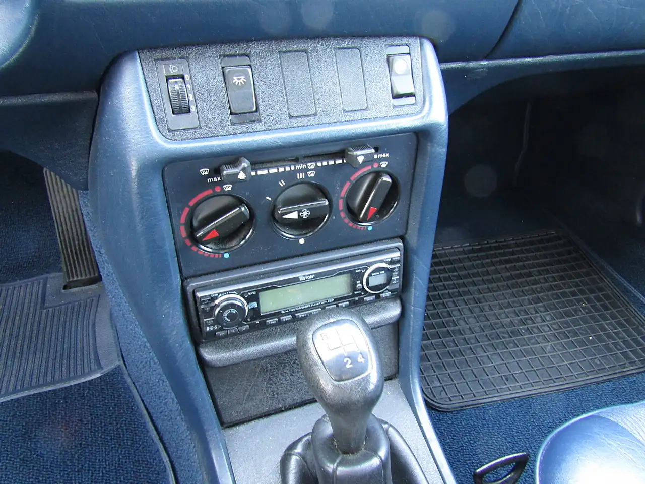 Mercedes-Benz 200 W123, foto 8