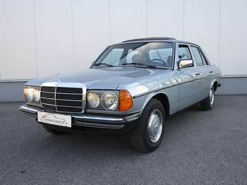 200 W123