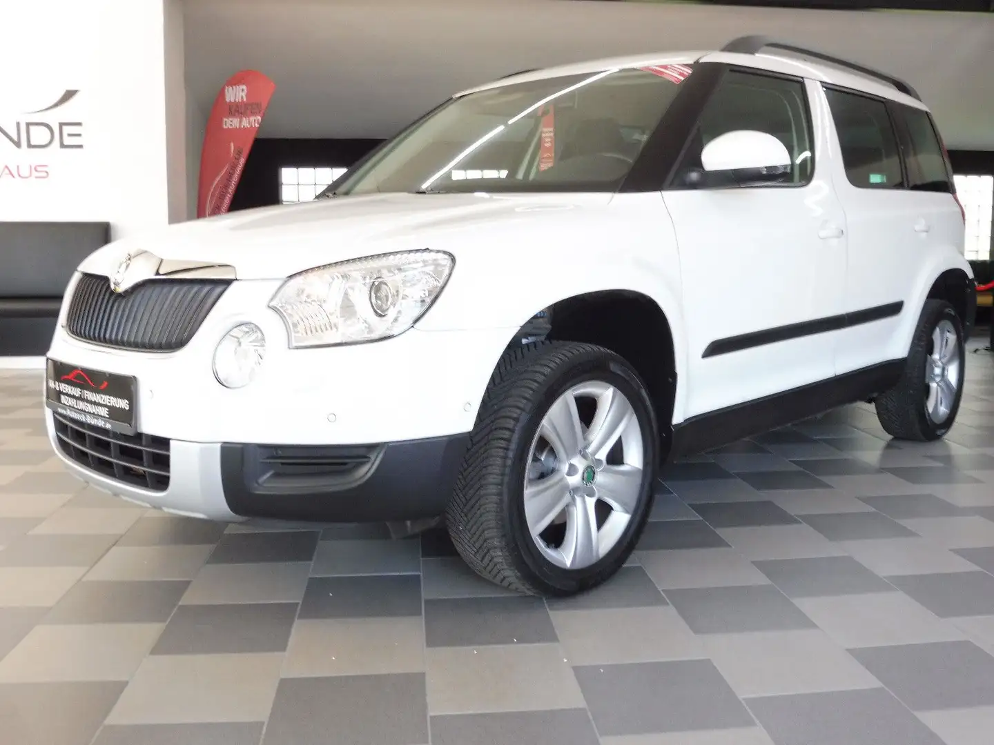 Skoda Yeti 1.2 TSI Elegance Plus Edition DSG/Xen/Navi Weiß - 2