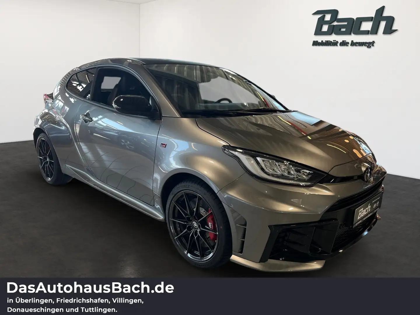 Toyota Yaris GR  1.6 Automatik High Performance AUT Plateado - 2