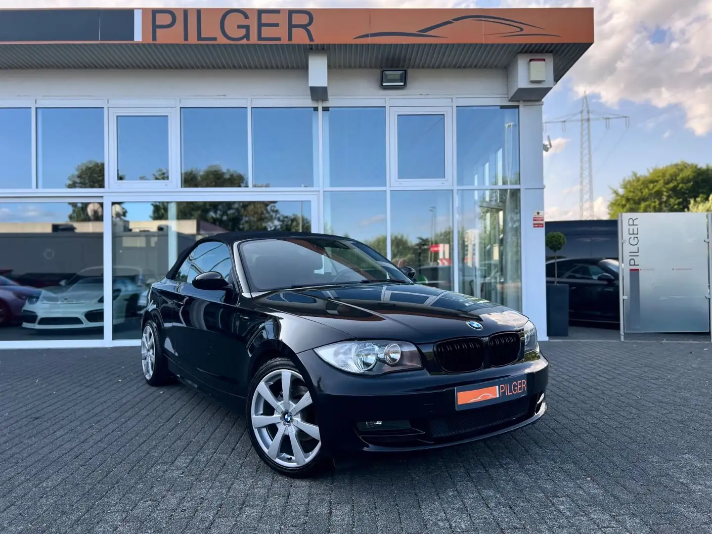 BMW 118 i Cabrio M-Sport Sitze*Shz*Teilleder*Klima Nero - 1