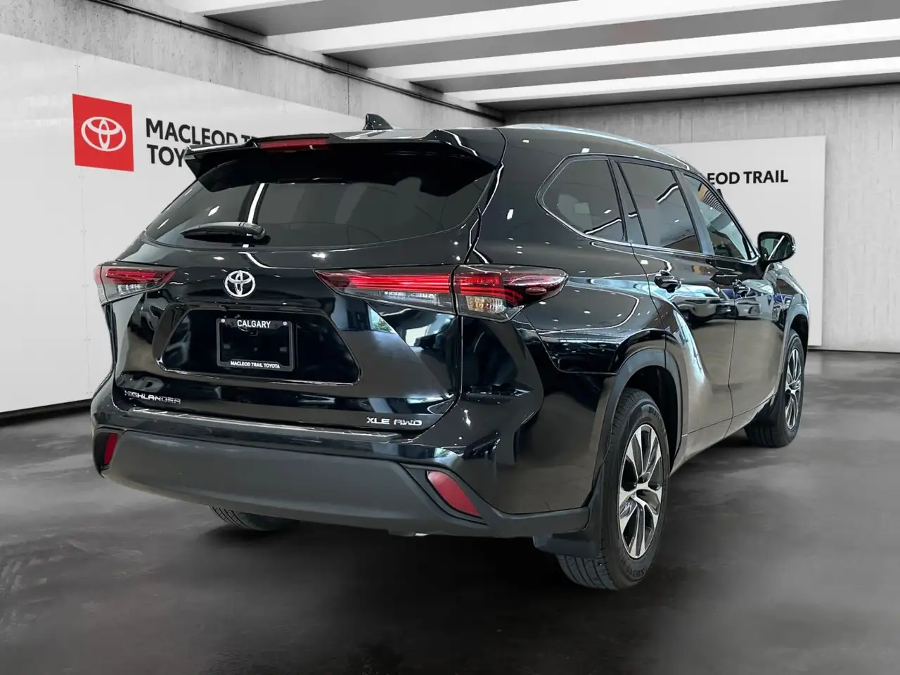 Toyota Highlander снимка Toyota Highlander