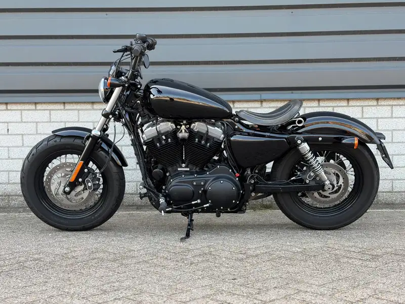 Harley-Davidson Sportster Forty Eight - foto 3