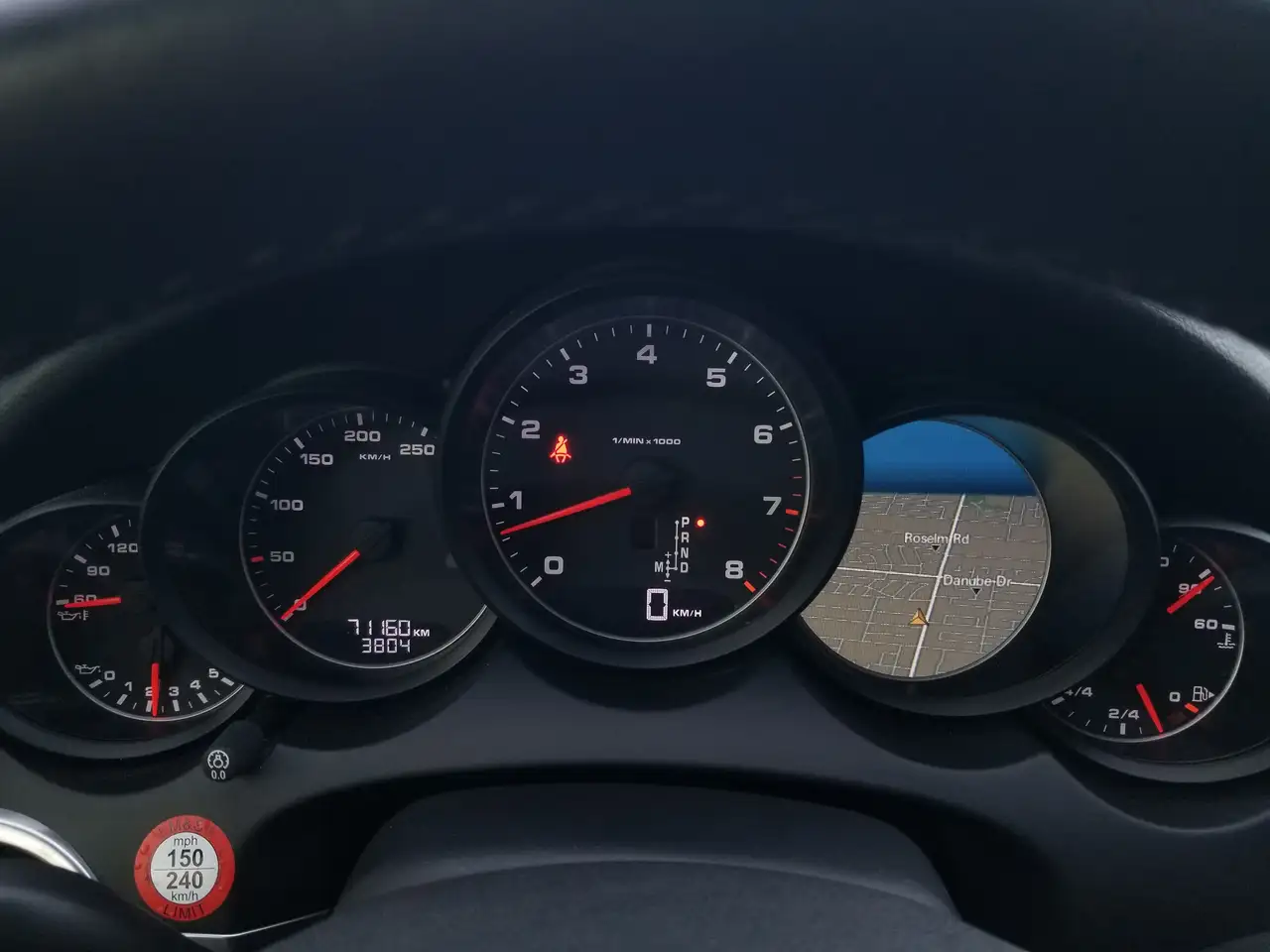 Porsche Cayenne снимка Porsche Cayenne
