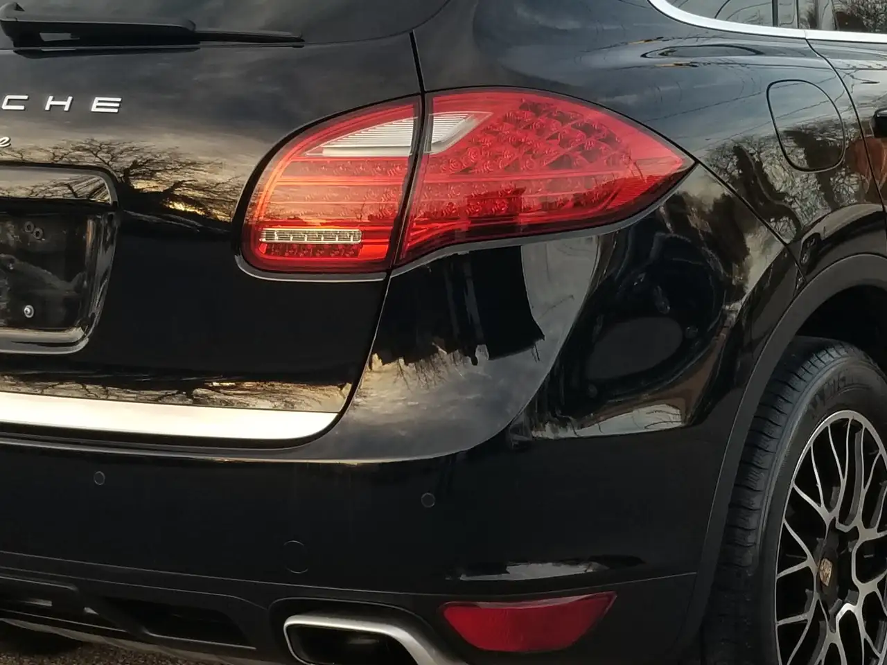 Porsche Cayenne снимка Porsche Cayenne