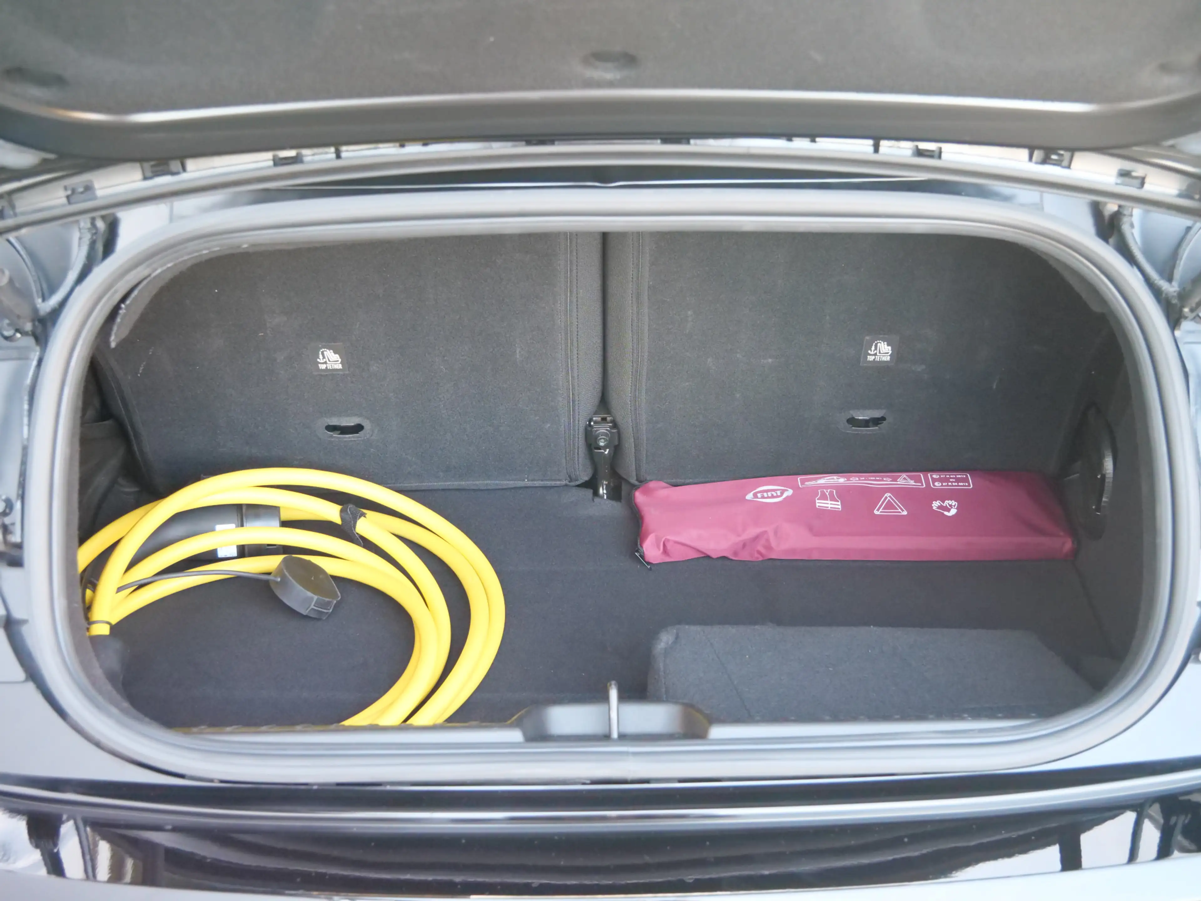 Fiat 500C Urban 42 kWh 119 Pk Automaat DAB / Apple Carplay / — photo 34