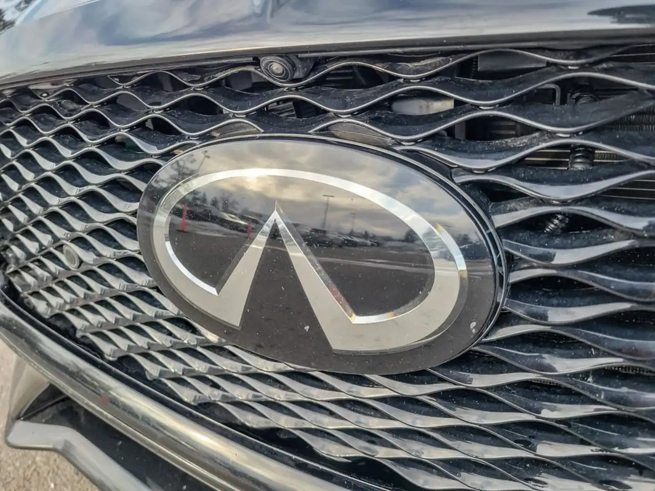 Infiniti Q60 photo Infiniti Q60
