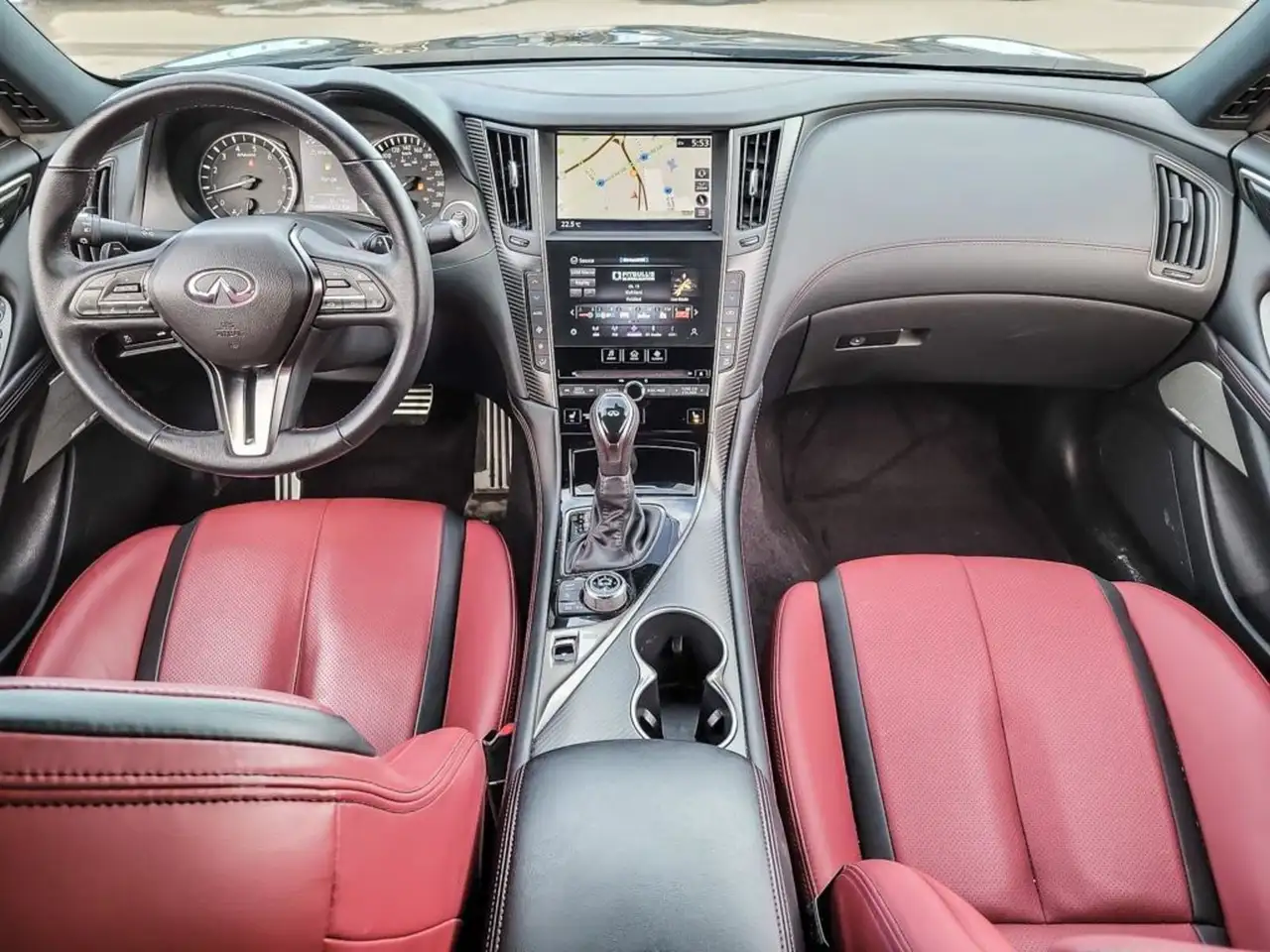 Infiniti Q60 photo Infiniti Q60