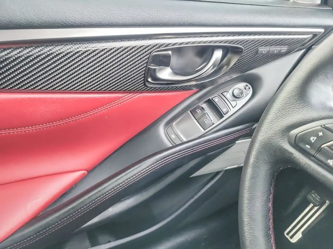 Infiniti Q60 photo Infiniti Q60