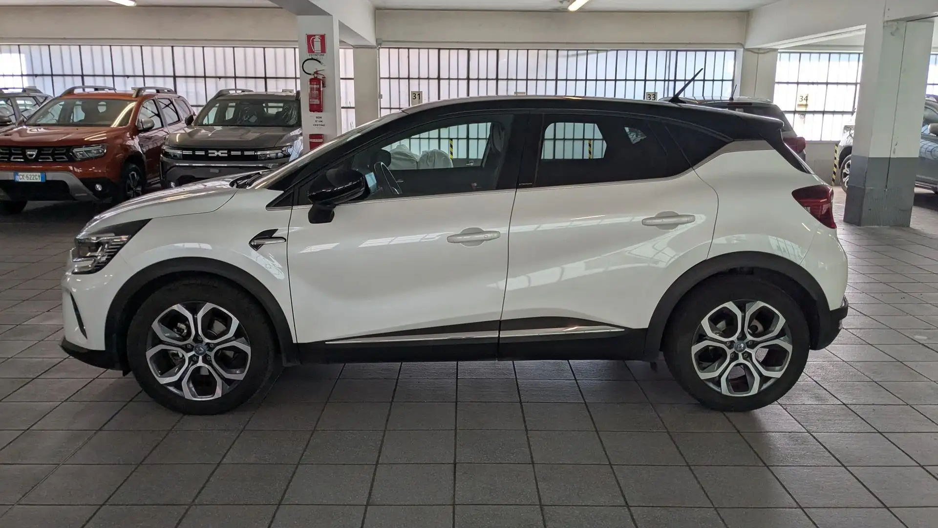Renault Captur Hybrid E-Tech 145 CV Intens Bianco - 2