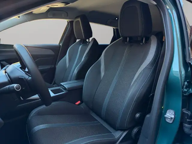 Peugeot 308 view 13