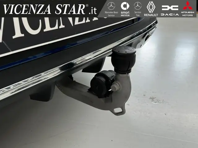 Mercedes-Benz CLA view 14
