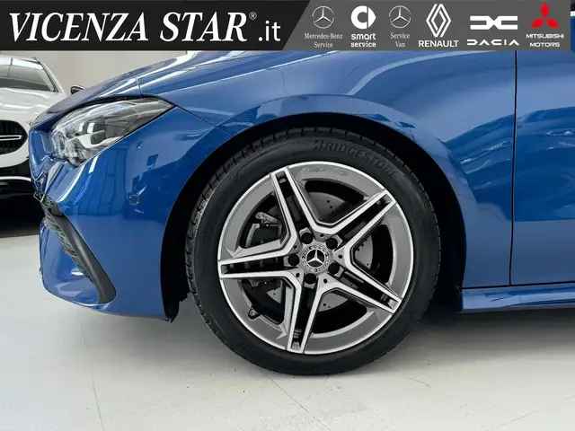 Mercedes-Benz CLA view 5