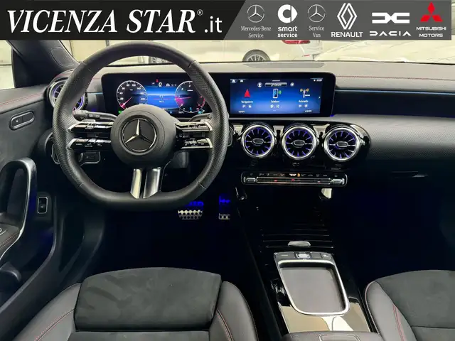 Mercedes-Benz CLA view 9