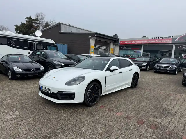 Porsche Panamera Sport Turismo 4 LED Sportpak. Kam Navi