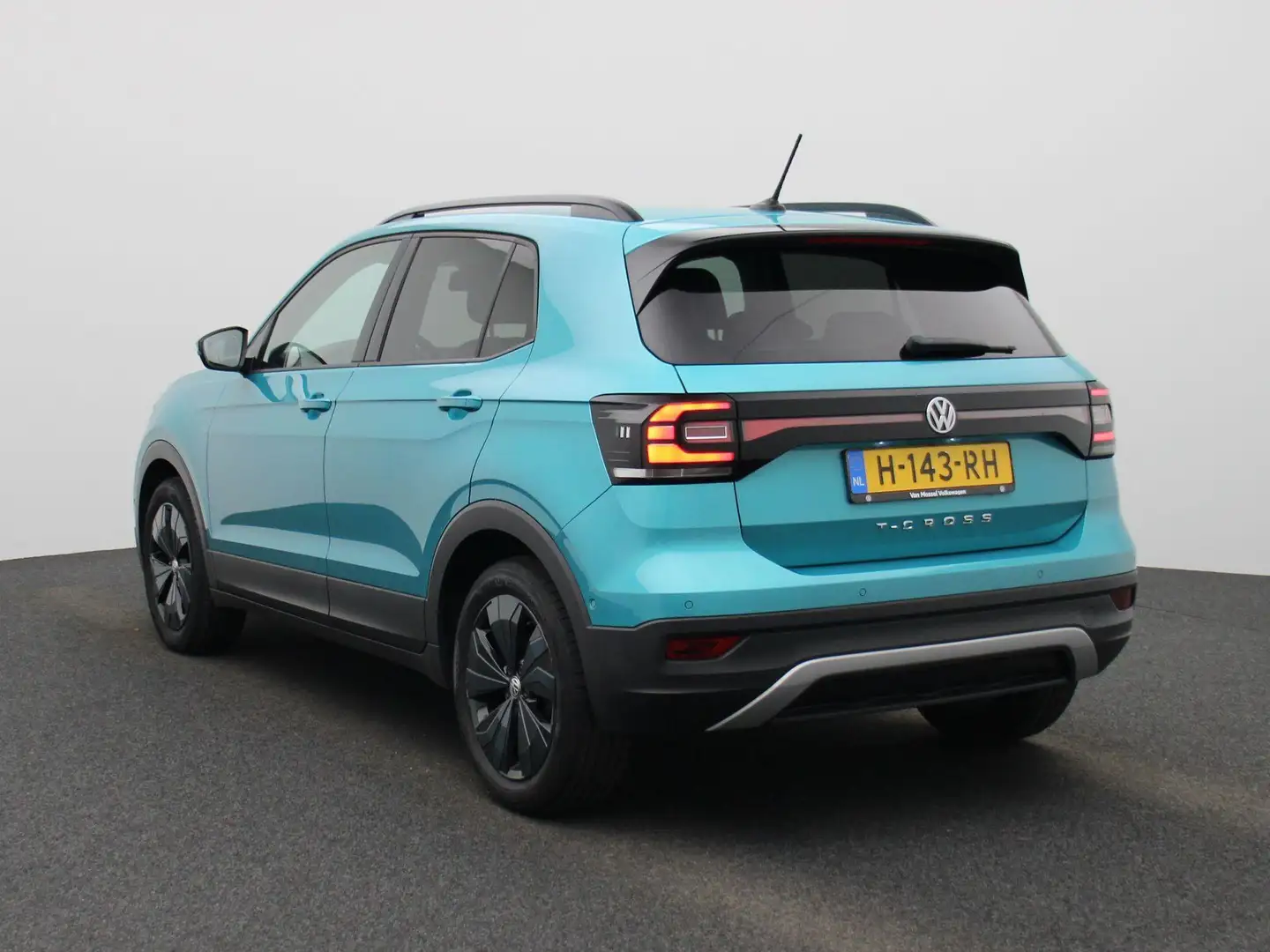 Volkswagen T-Cross 1.0 TSI Life 95 PK Groen - 2