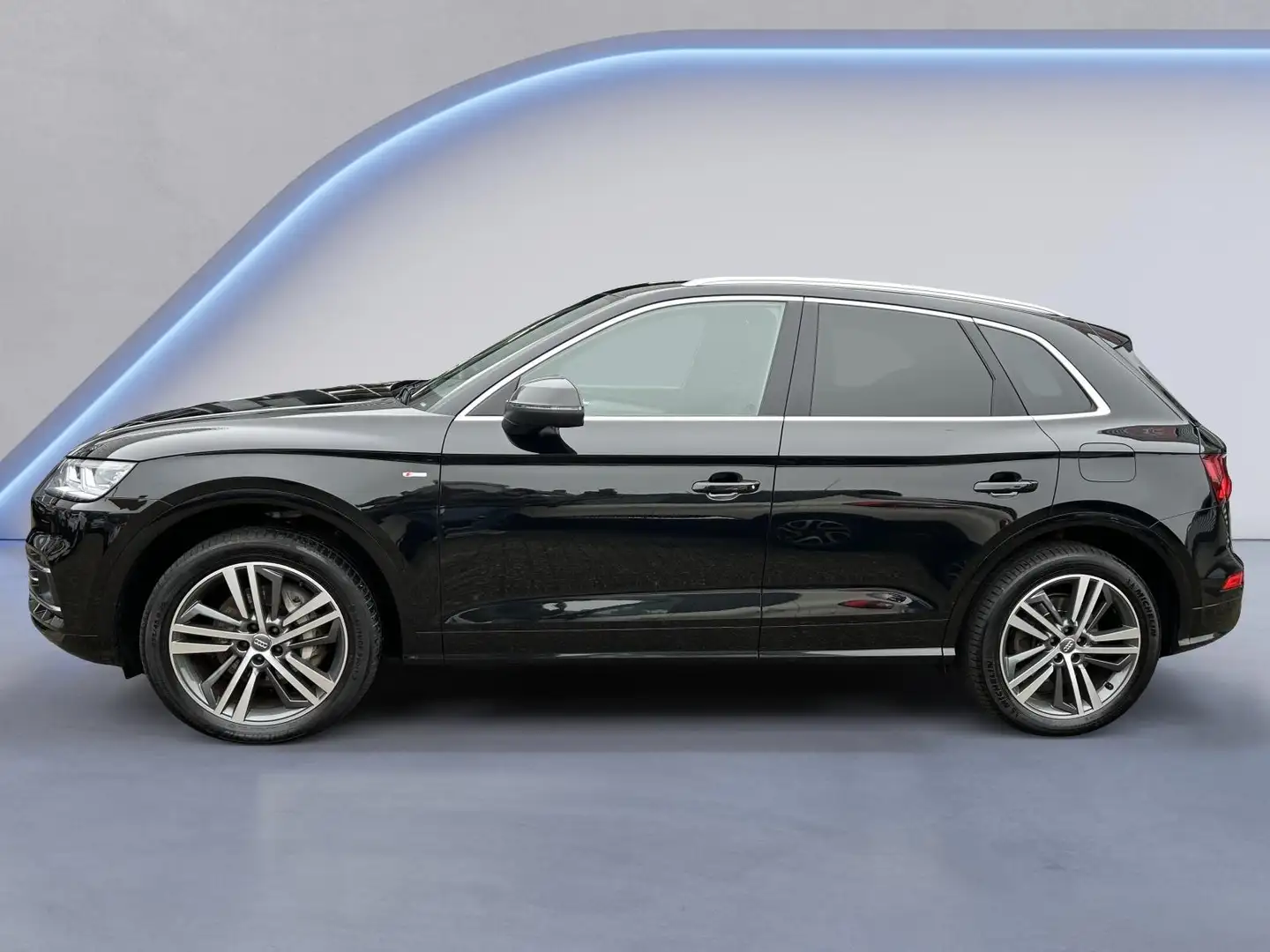 Audi Q5 55 TFSI e quattro S Line /Apple Carplay/BTW/Camera Schwarz - 2