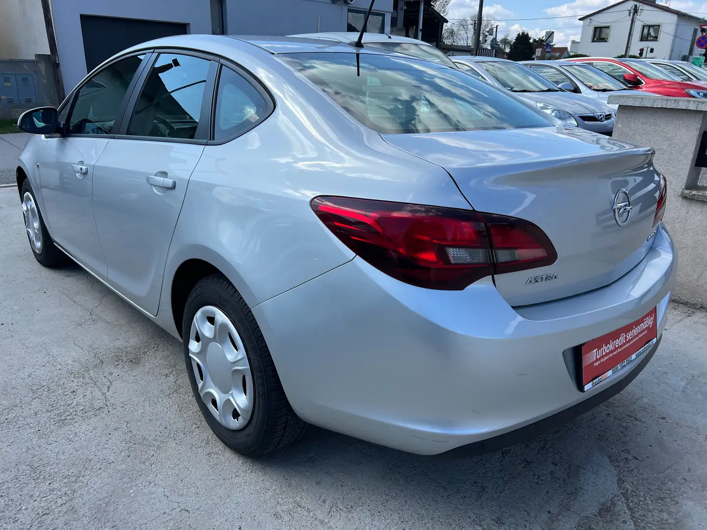 Opel Astra Selection Grau - 2
