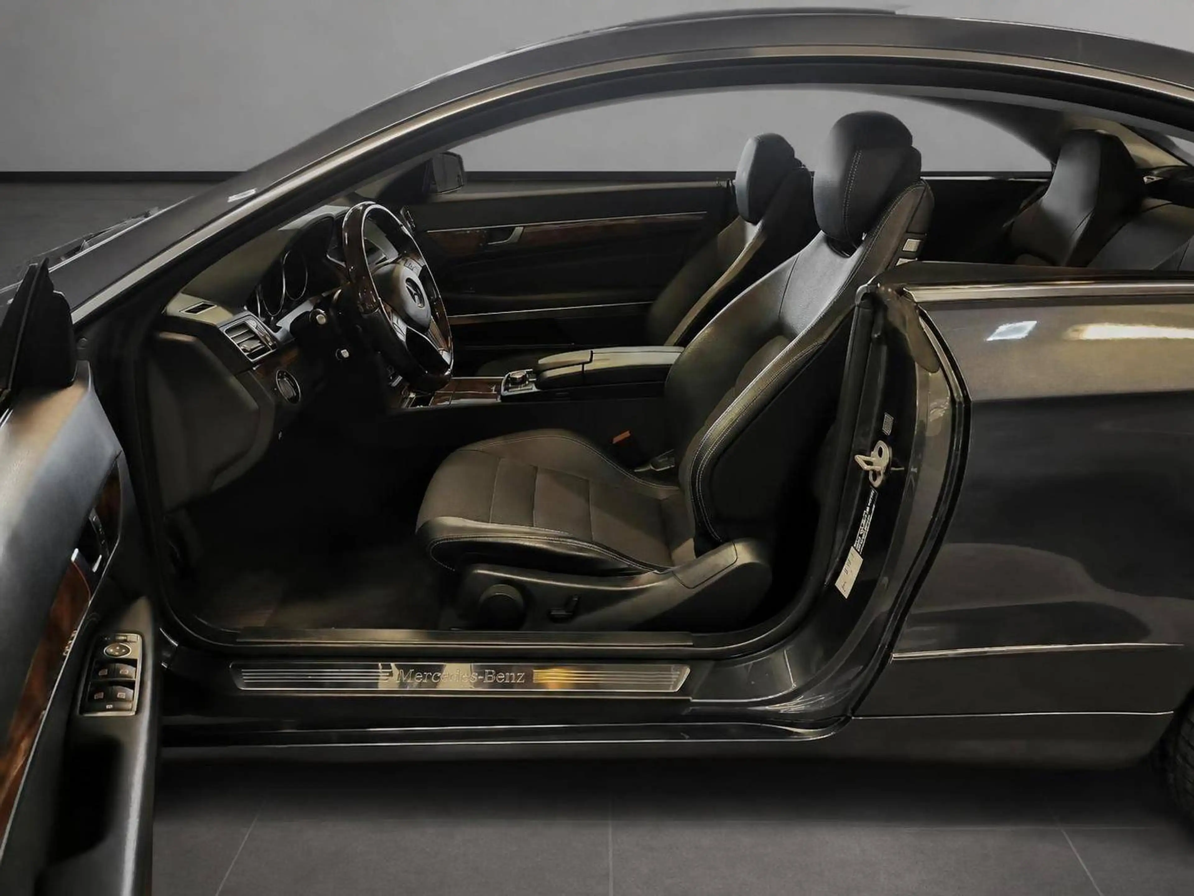 Mercedes-Benz E 350 E 350 Coupe BlueTEC/d*LED+Pano+SHgpfl+TMP+Kamera — photo 7
