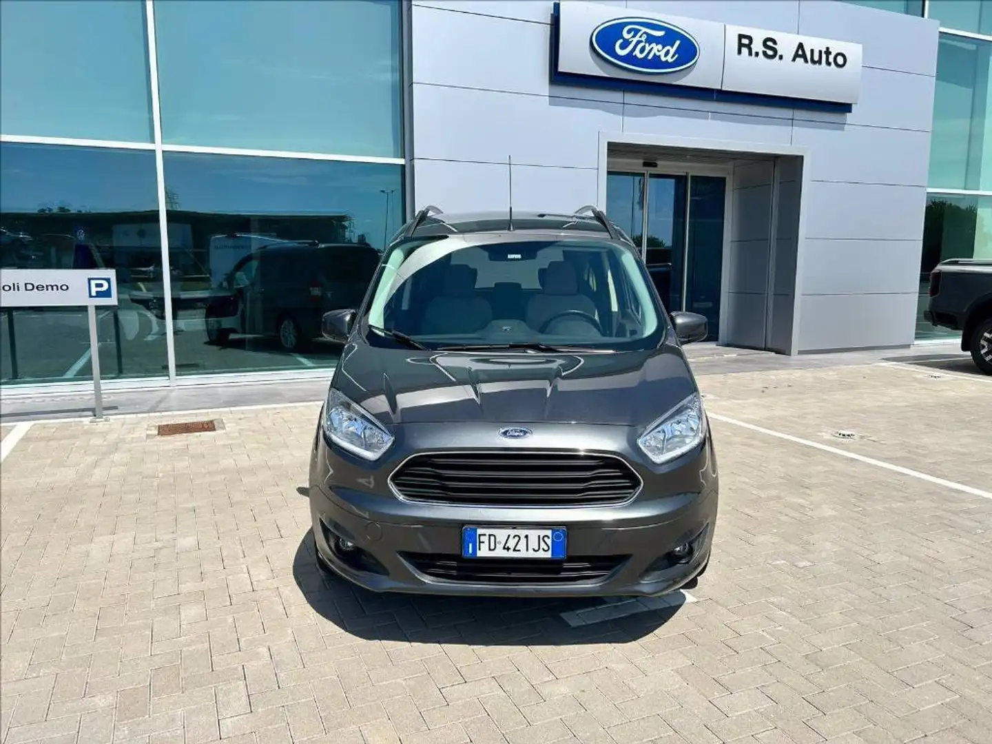 Ford Tourneo Courier 1.0 ecob. 100cv titanium E5 Grijs - 2