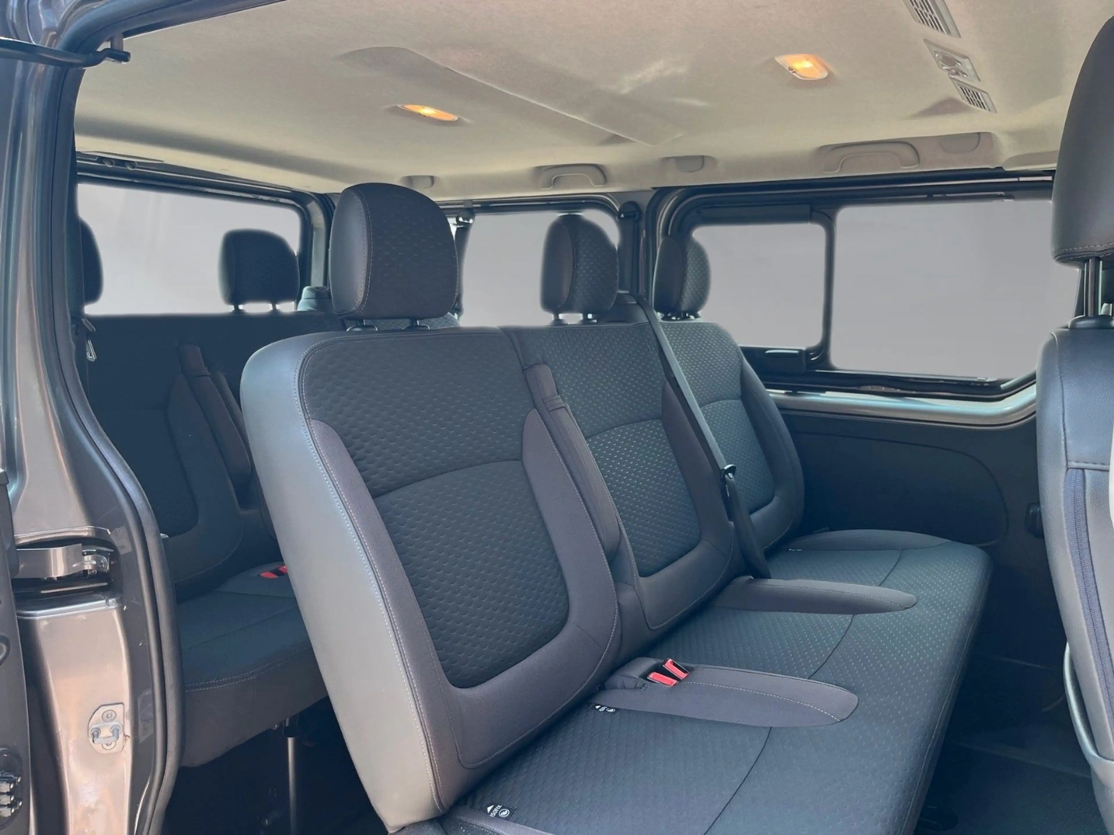Fiat Talento Kombi L1H1 Family 8-Sitzer — photo 10
