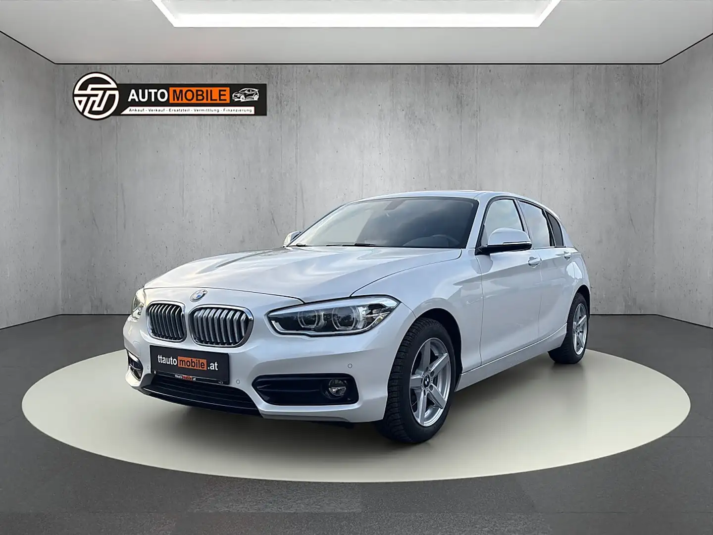 BMW 116 d Sport Line Weiß - 1