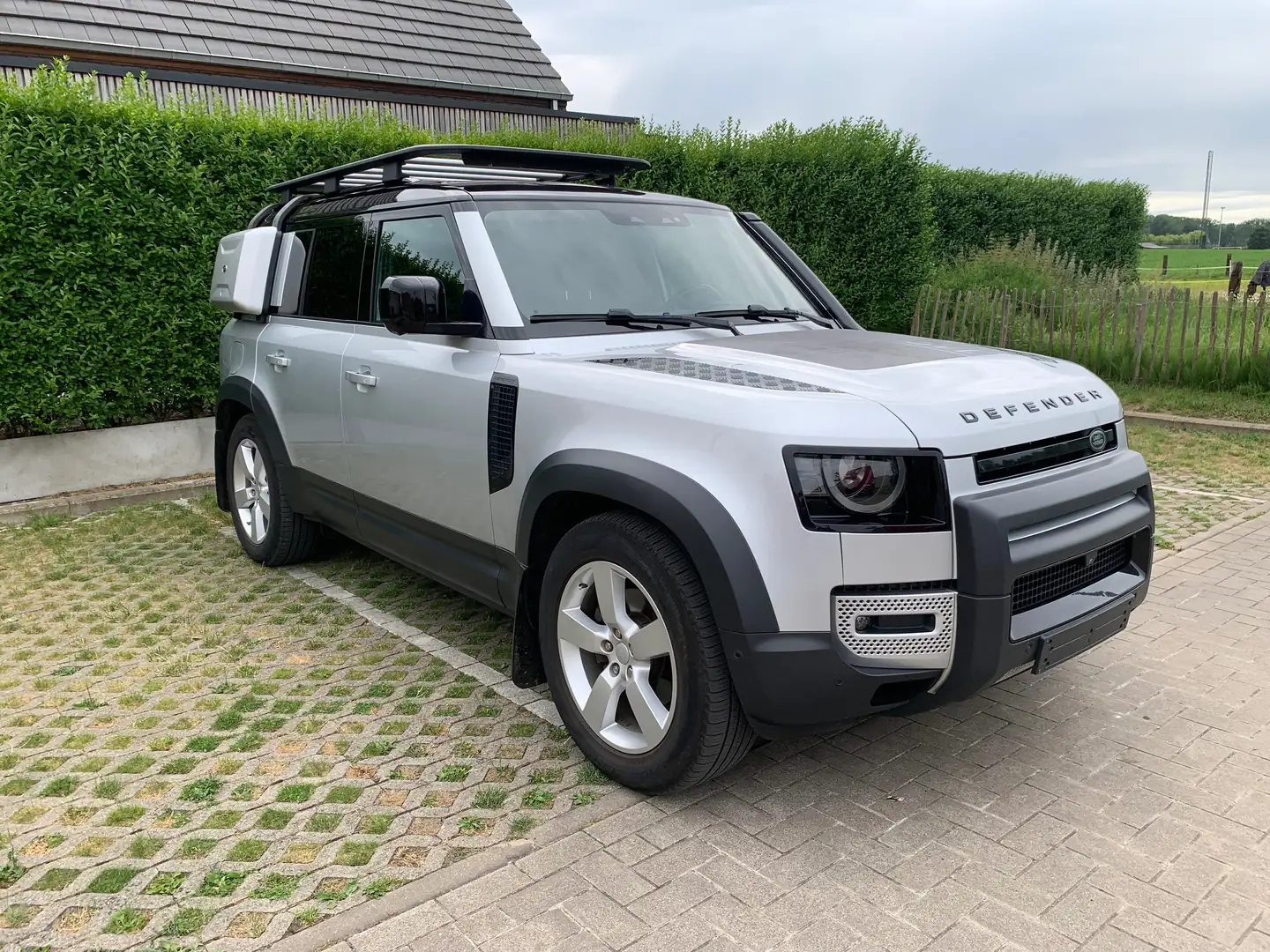 Land Rover Defender 110 2.0 Turbo D240 - explorer pack ! Gris - 1
