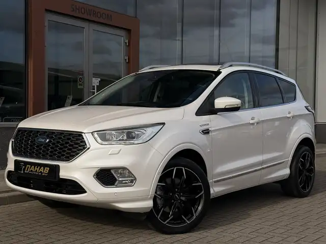 Ford Kuga view 3